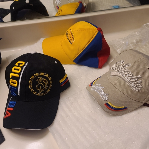 Black Colombia Velcro Strapback - Picture 5 of 5